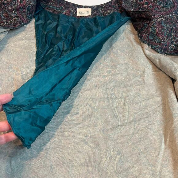 Paisley Patterned Blazer - Picture 8 of 11